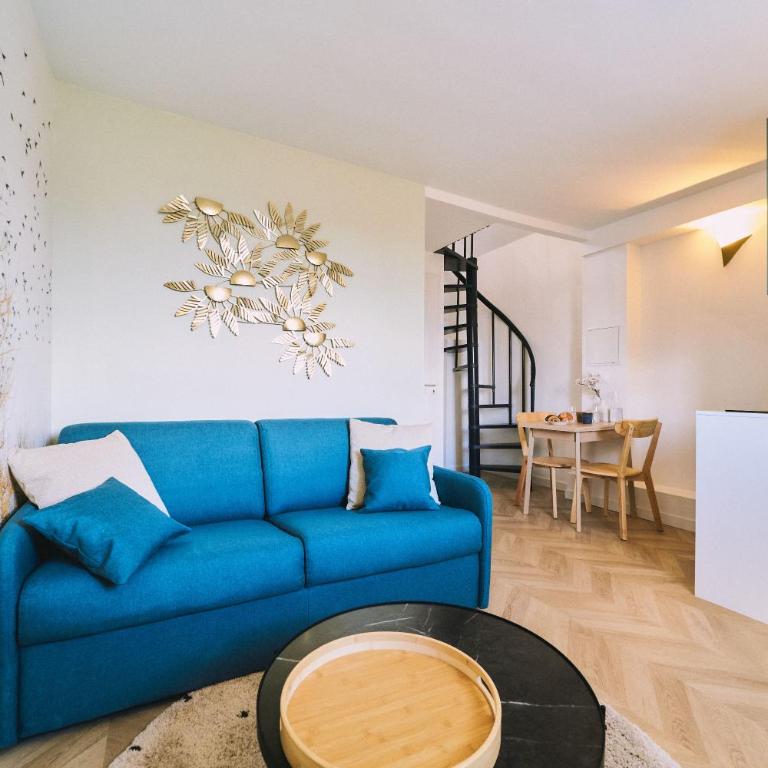 Elégante maison amiénoise - proche gare, home-cinéma, 3 chambres doubles, 1 chambre familiale avec jacuzzi privatif - La Maison Des Petits Sablon - Chambre Familiale - 21