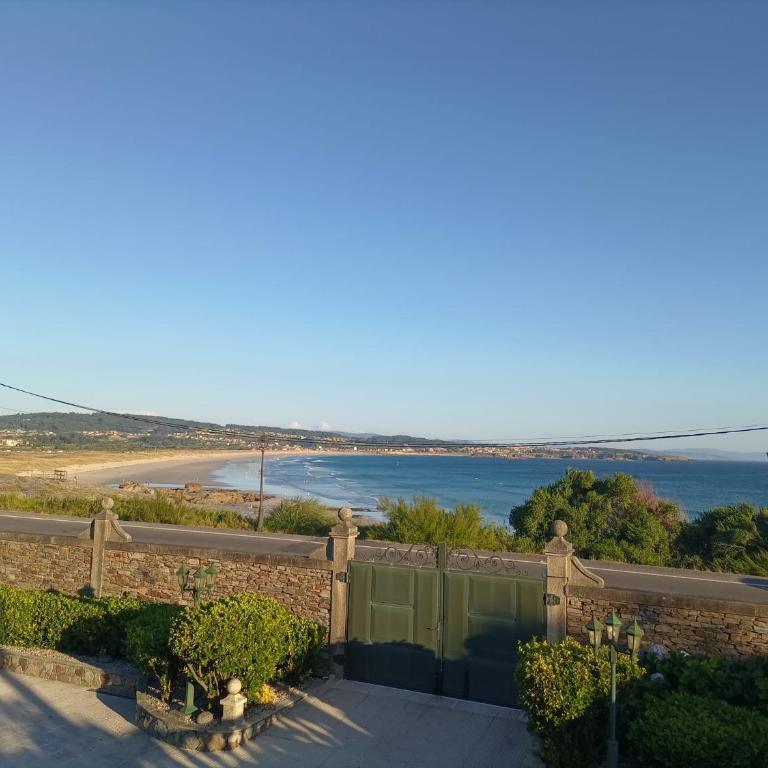Chalet con vistas al mar en la playa de A Lanzada - Casa de 4 dormitorios - 1
