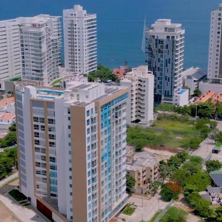APARTAMENTO EN GAIRA PLAYA SALGUERO SANTA MARTA - Apartamento de 2 dormitorios - 42