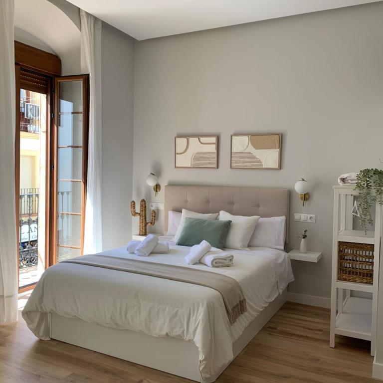 Aljara Suites - Apartamento Estudio con balcón - 2