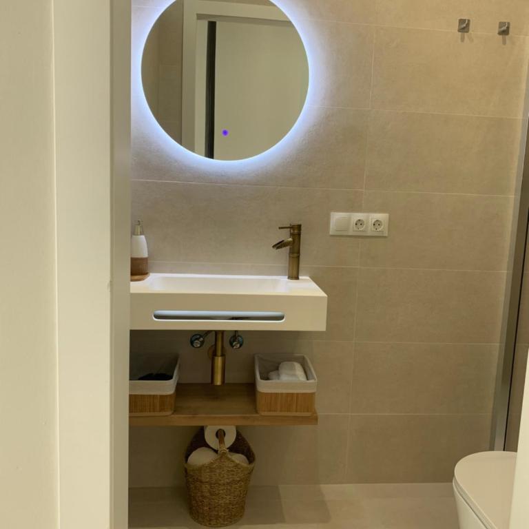 Aljara Suites - Apartamento Estudio con balcón - 7