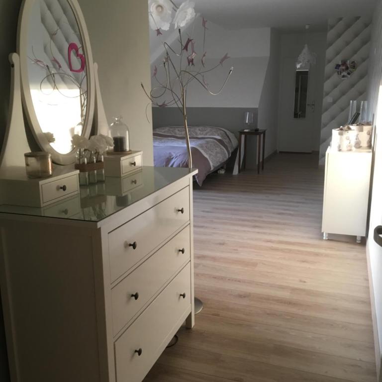Les Jardins d Isaac rue de la Musardière - Chambre Quadruple - 18
