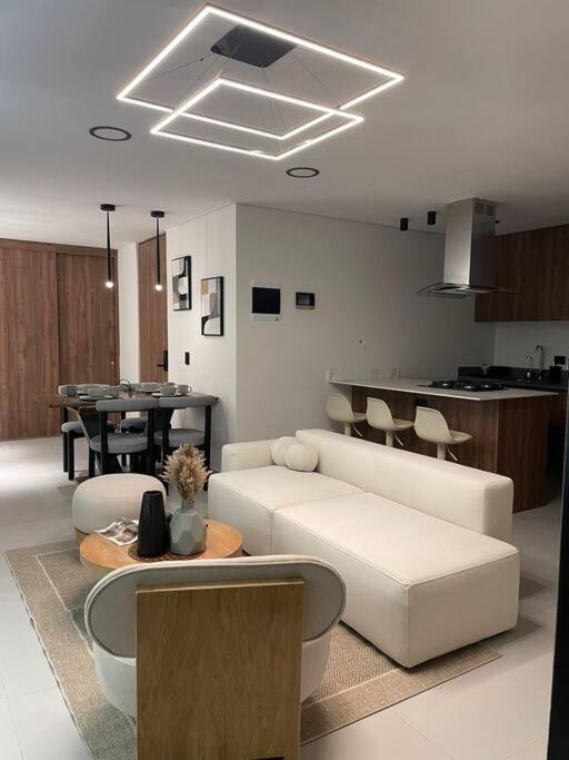 Luxury 3BR apt in Laureles - Apartamento de 3 dormitorios - 46