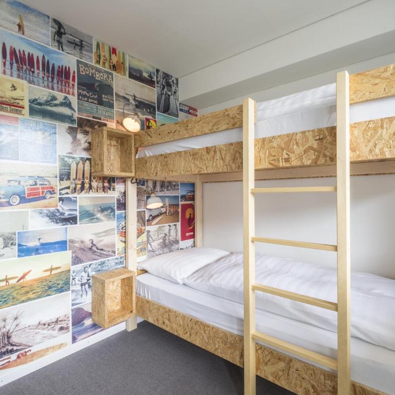 Arena Lodge - Budget Zweibettzimmer mit Etagenbett - 6