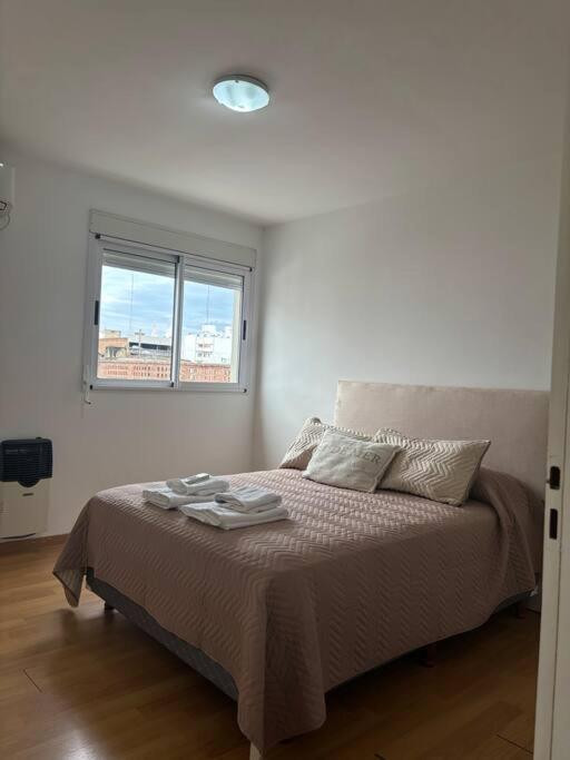 Espacioso, luminoso y céntrico con cochera! - Apartamento de 2 dormitorios - 8