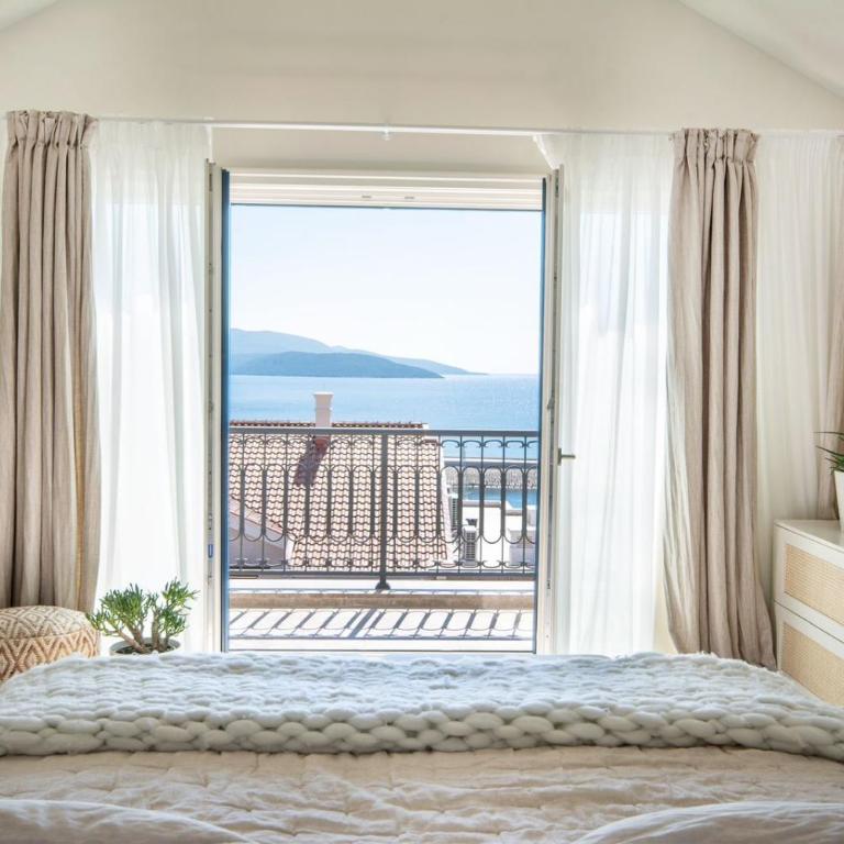 Lustica Bay Vacation Homes - Four Bedroom Townhouse Sea View - 2