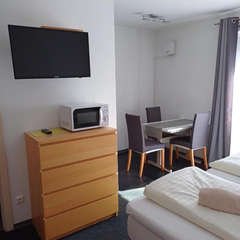 Haus Piller - Studio-Apartment mit Balkon - 13