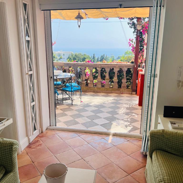 LUXURY HOUSE "VILLA POMPEIANA" Via CAMERELLE CON TERRAZZA VISTA MARE - Appartamento con 2 Camere da Letto e Vista Mare - 26