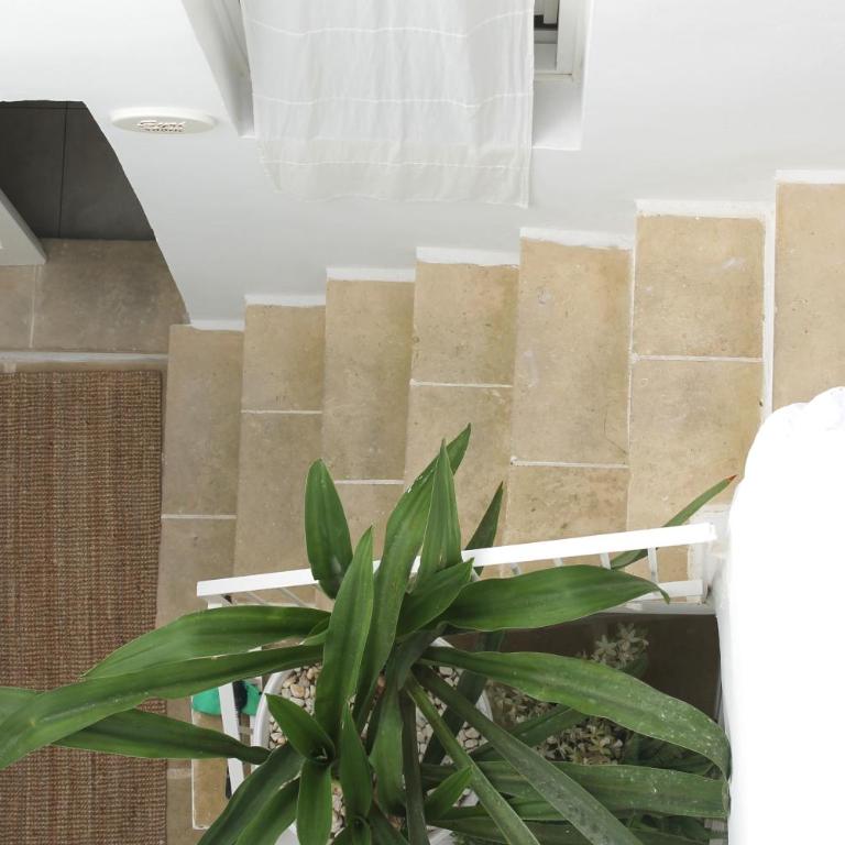 Palmieri Luxury Rooms - Camera Tripla - 9