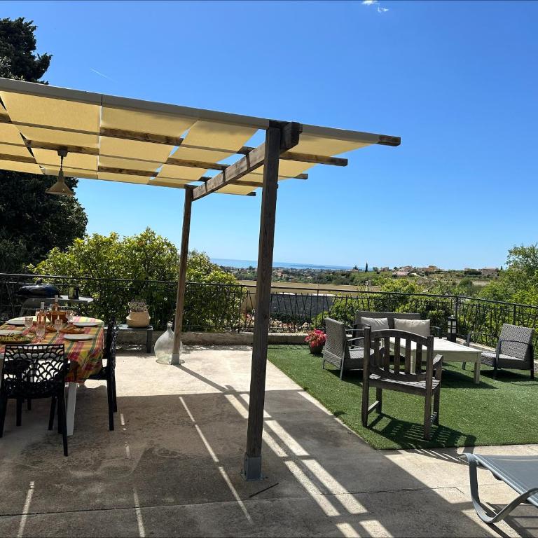 Villa de charme 6 Pièces avec Vue Mer sur les Hauteurs de Nice - Maison 3 Chambres - 12