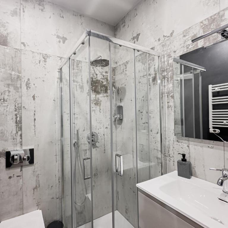 Realkasa Galliera Home & Suites - Camera Matrimoniale Superior - 1