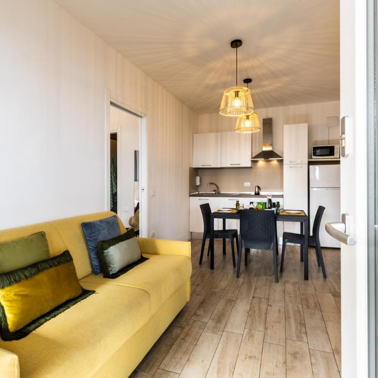 Camping Bergamini - Bungalow Aqua - 3