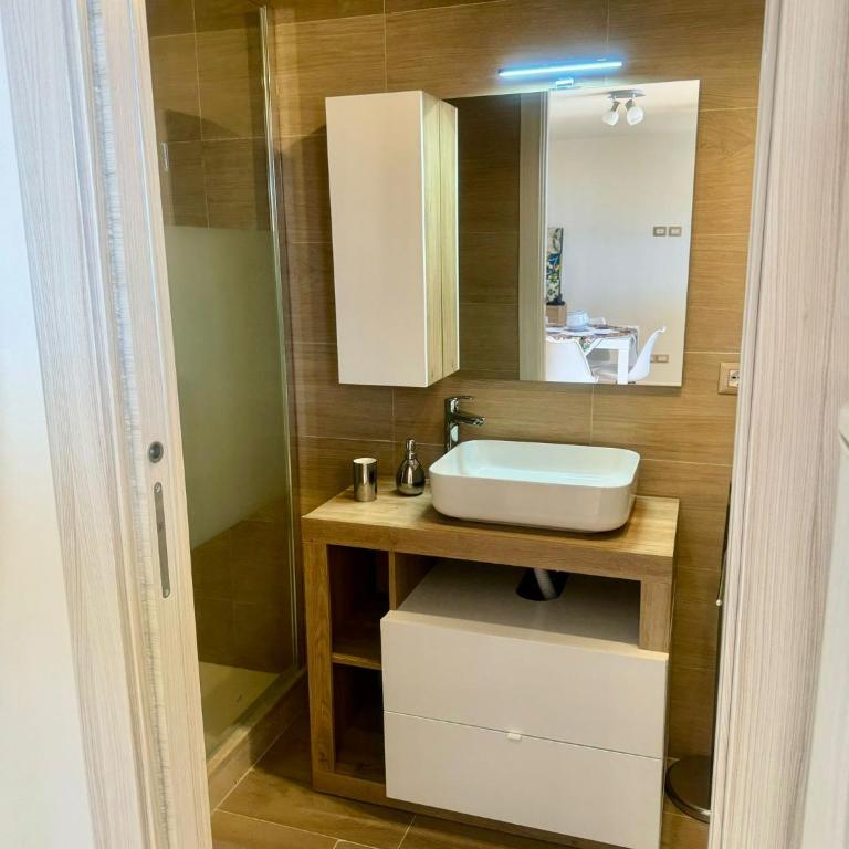 Sunrise Home - Appartamento con 1 Camera da Letto - 40