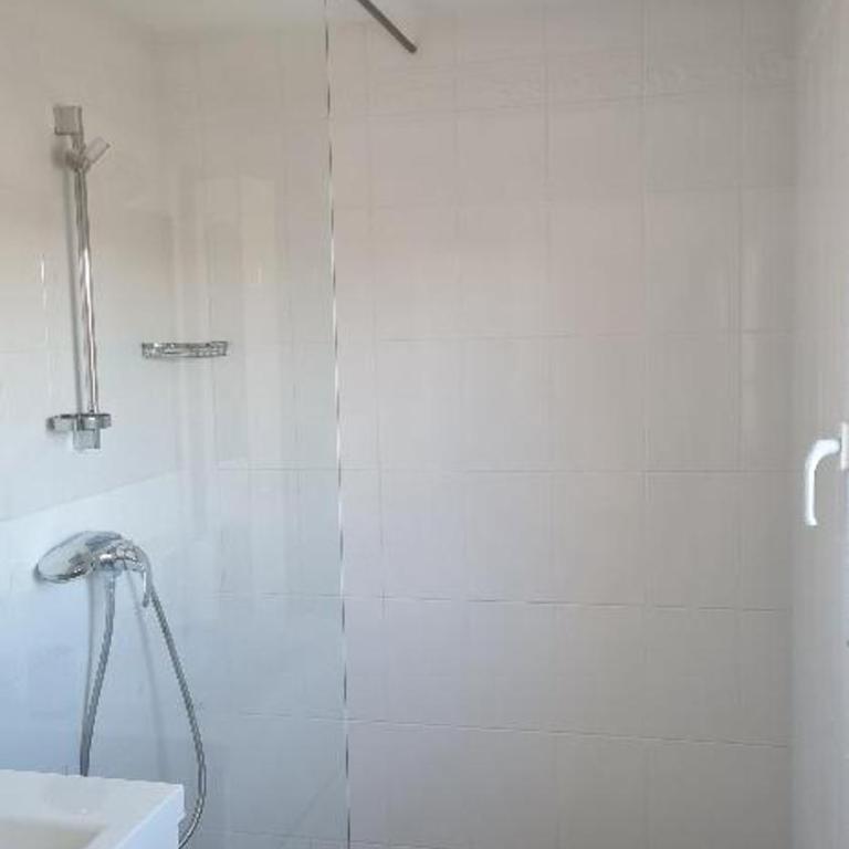 Appartement Duplex nimes centre160m2 climatisation 3 chambres avec parking - Appartamento con Vista Città - 47