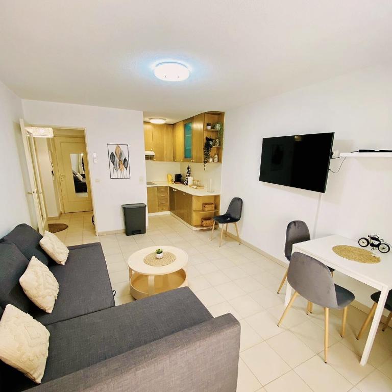Square central - Apartment mit 1 Schlafzimmer mit Stadtblick - 2