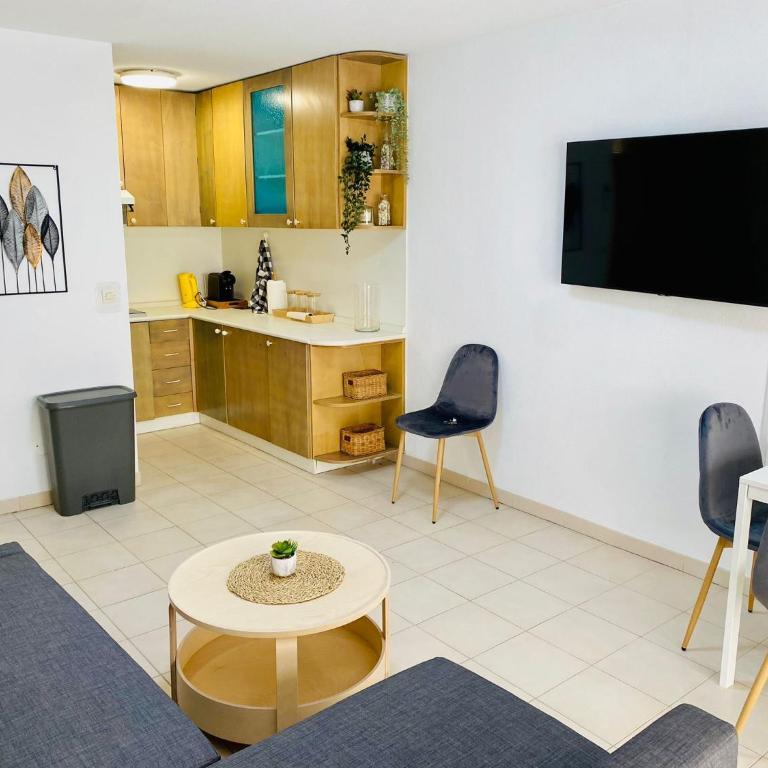 Square central - Apartment mit 1 Schlafzimmer mit Stadtblick - 11