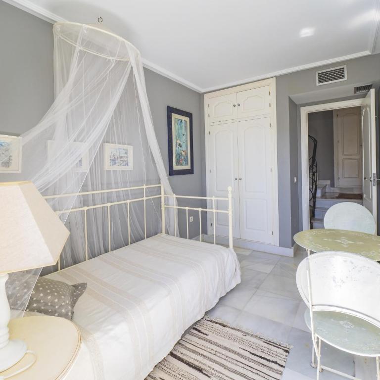 Cubo's Beachfront Marina de Casares House - Casa - 46