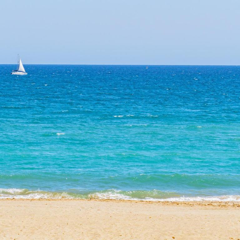 Cubo's Beachfront Marina de Casares House - Casa - 62