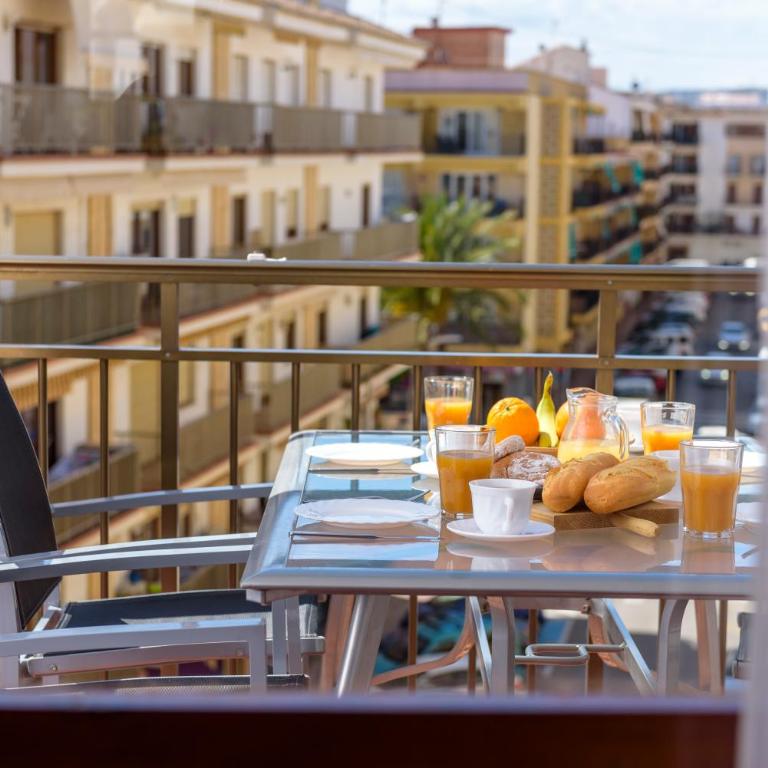 Port Perfection: Your Dream Apartment by the Beach - Apartamento de 3 dormitorios - 4