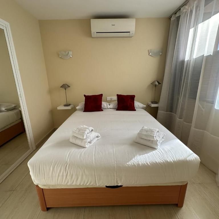 Apto con vistas al mar a 1min de playa Fuengirola - Apartamento - 13