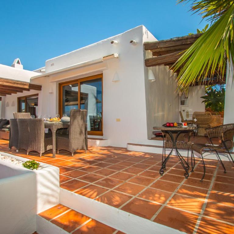 Villa Mistral by Abahana Villas - Villa - 8