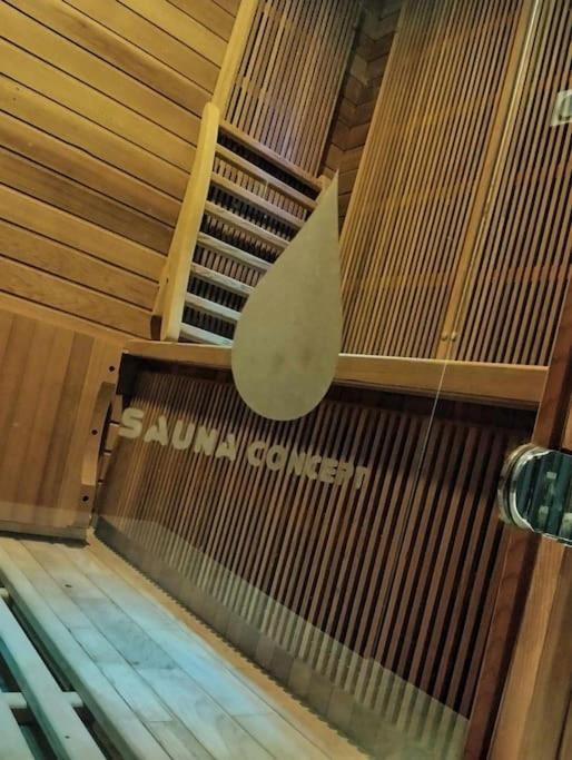 LE COCON l'unique expérience Cinéma room de la Grange Savoyarde 1km du Lac d'Annecy - Appartement 1 Chambre - 11