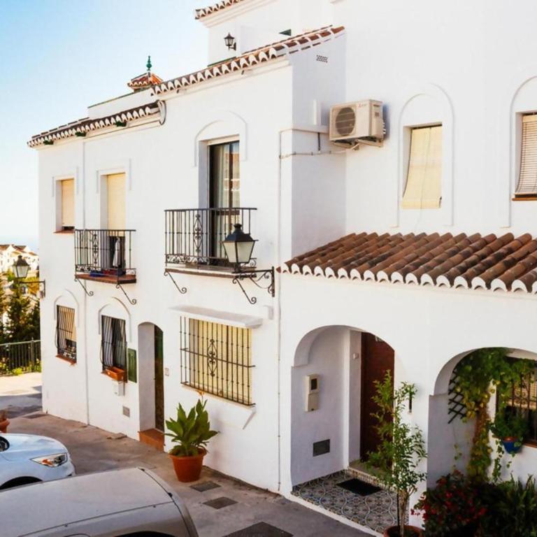 Tipica Casa En Frigiliana con patio y terraza - Casa - 31