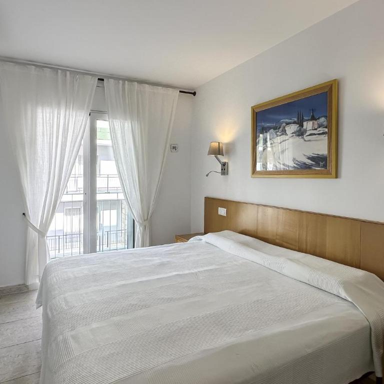 LETS HOLIDAYS Big Apartment With Parking - Apartamento - 12