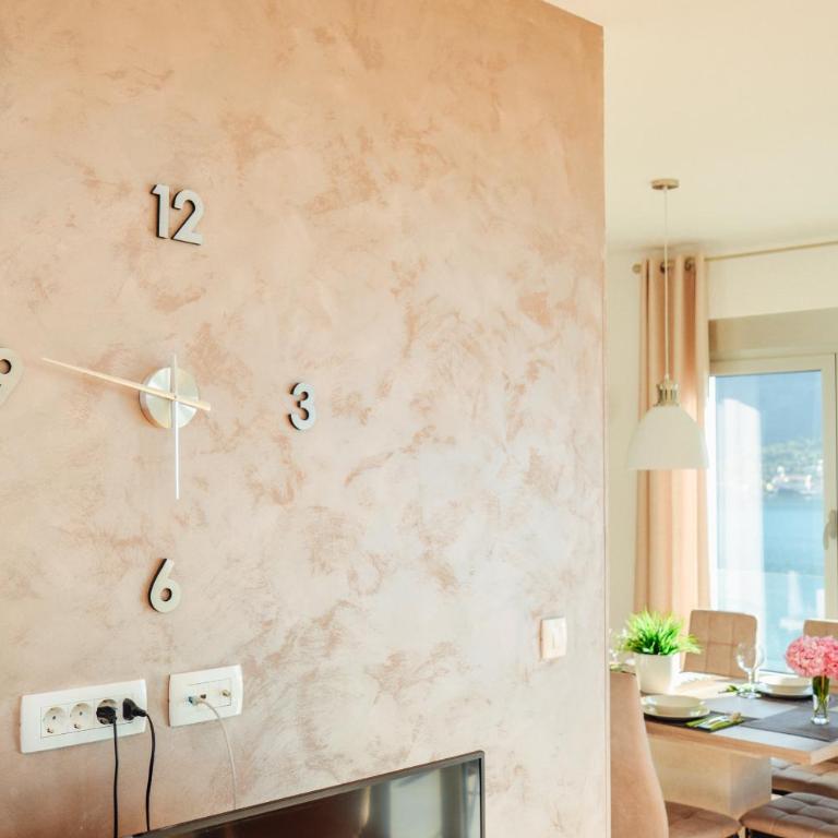 Sea view apartment for 4 - Two-Bedroom Apartment - 16