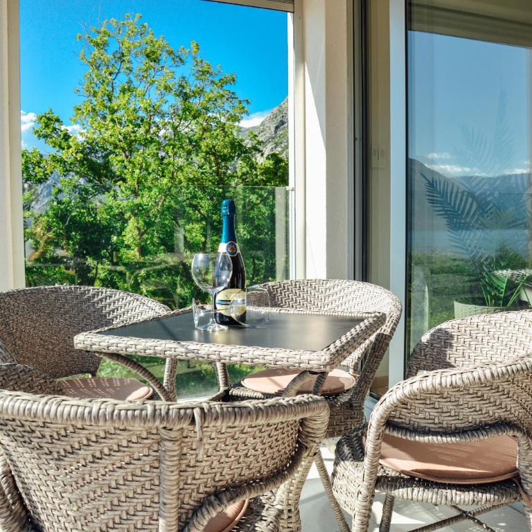 Sea view apartment for 4 - Two-Bedroom Apartment - 41