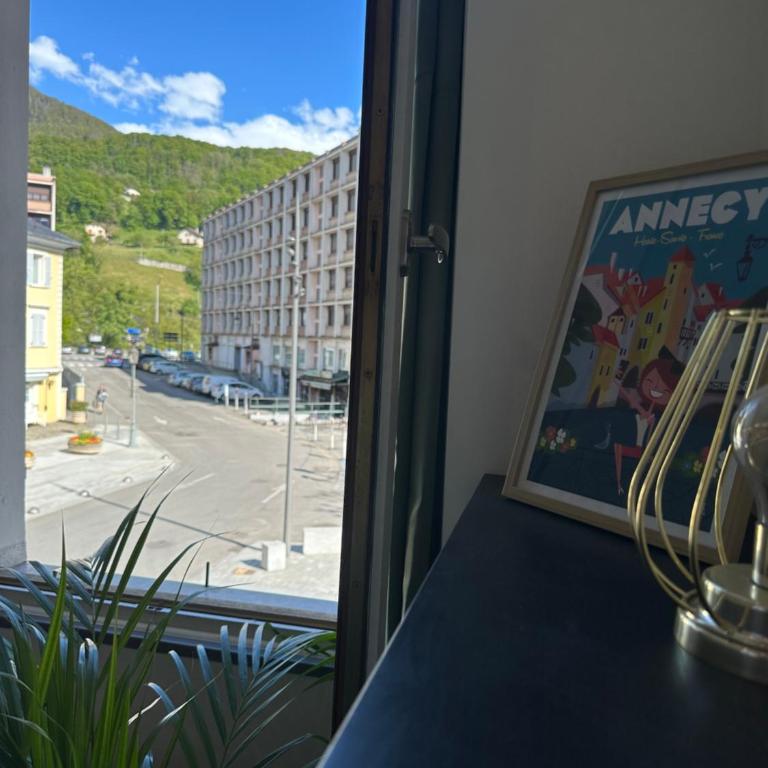 Le Refuge T3 centre ville 63m2 pied des montagnes - Two-Bedroom Apartment - 10
