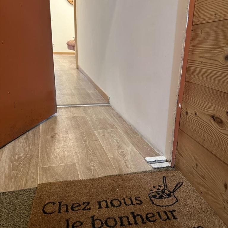 Le Refuge T3 centre ville 63m2 pied des montagnes - Two-Bedroom Apartment - 21