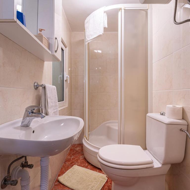 Villa Jadranka Sutomore - Apartman sa Pogledom na Vrt - 10