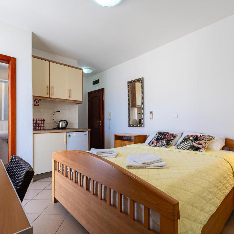 Villa Jadranka Sutomore - Apartman sa Balkonom - 20