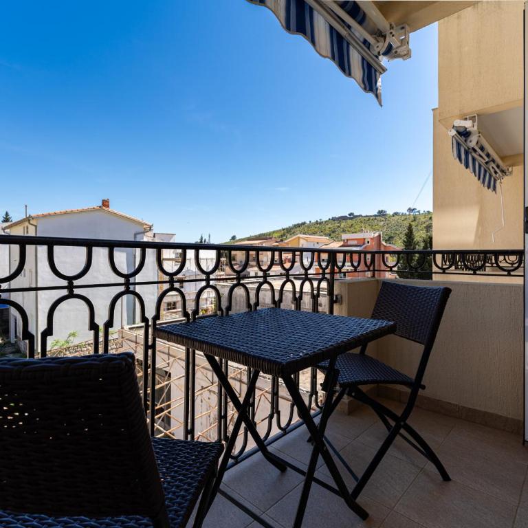 Villa Jadranka Sutomore - Superior Dvokrevetna Soba sa Bračnim Krevetom - 5
