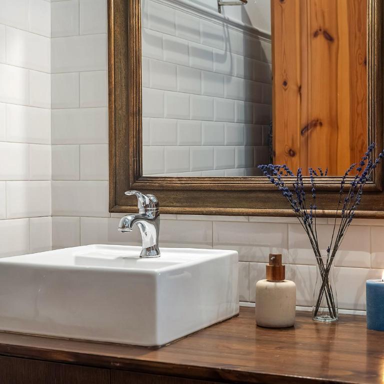 Canela Homes BARCELONA FAMILY - Three-Bedroom Apartment - 24