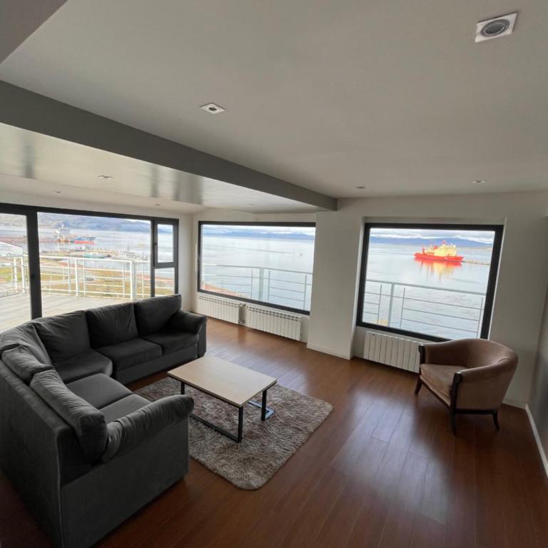 Semi-piso in Patagonia Ushuaia Rebate in physical dollar - Apartamento de 2 dormitorios - 7