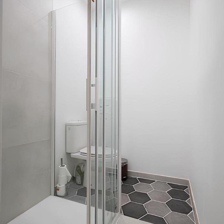 Dewailly, 2 chambres, 3 lits, élégant, 700m centre ville - Apartamento de 2 dormitorios - 11