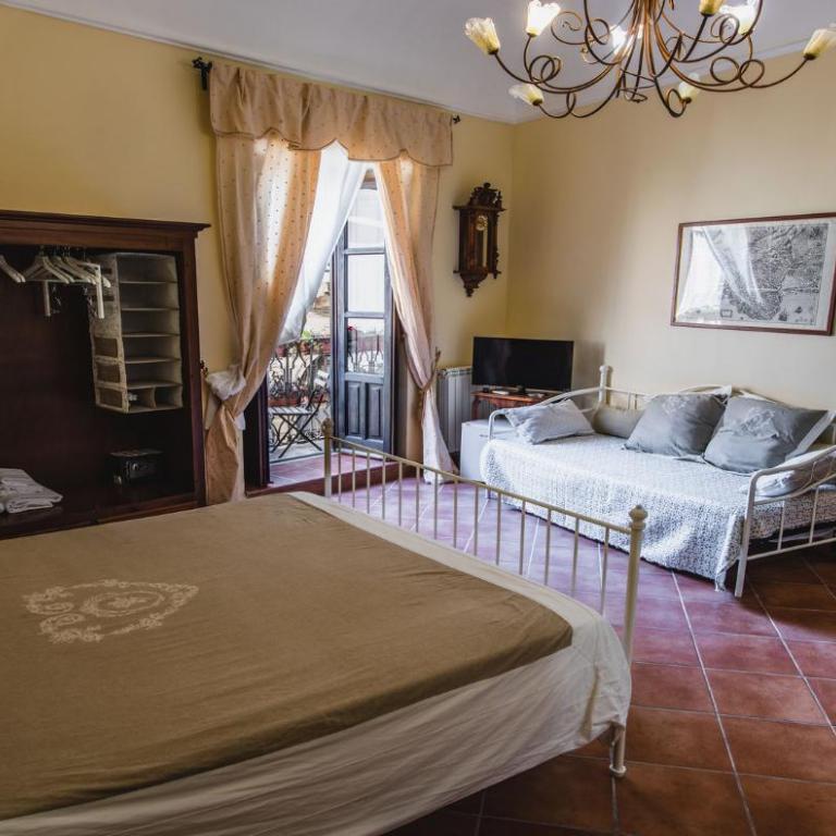 Dream Holiday Ortigia - Camera Matrimoniale con Letto Supplementare - 2