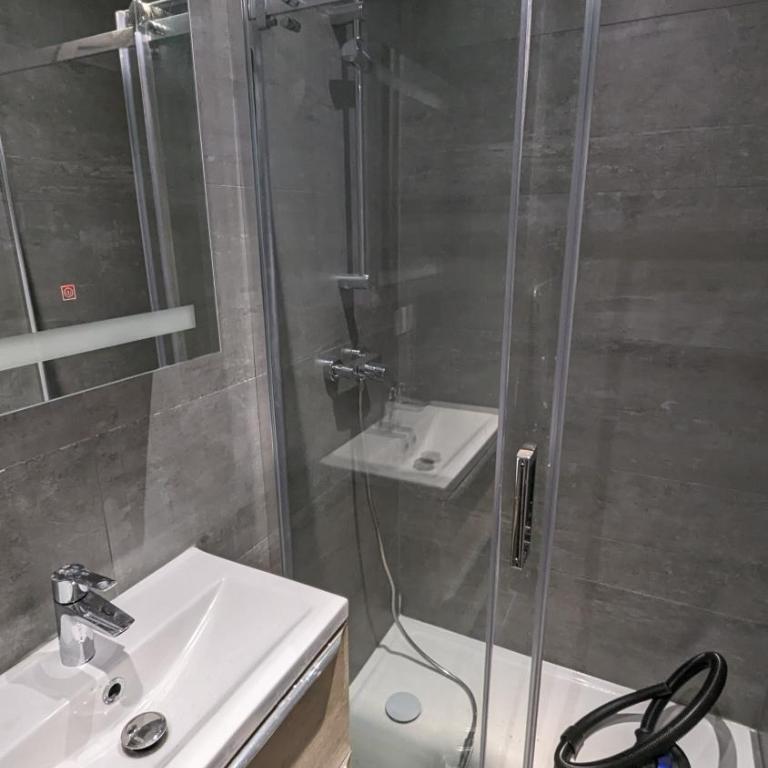 COMBOUL - Appartement avec Terrasse - 10