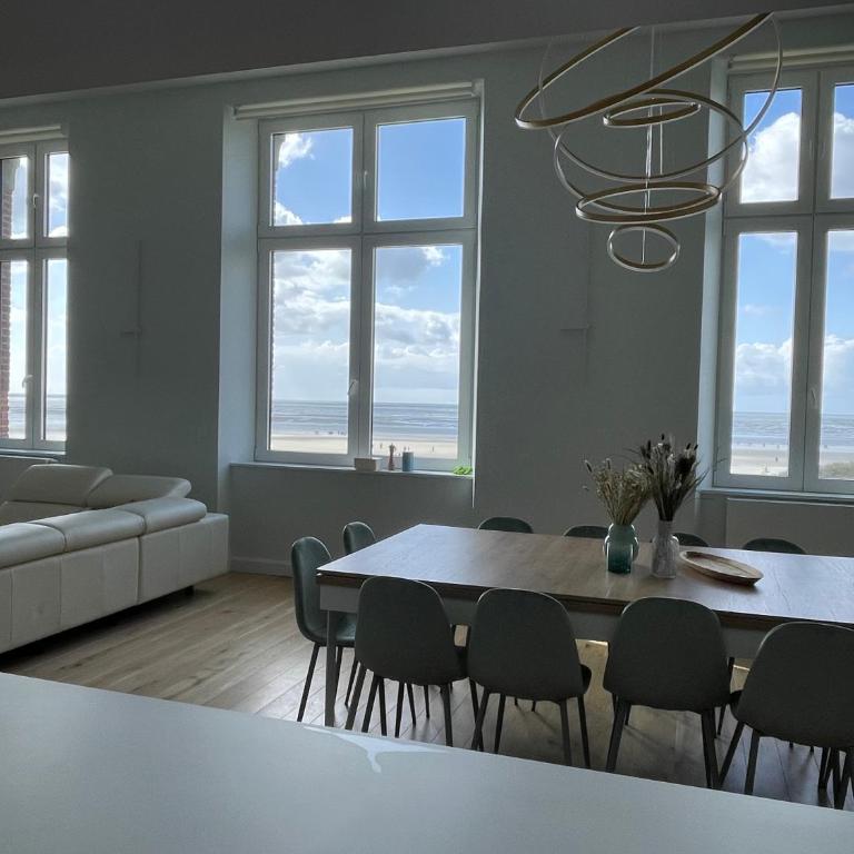 FACE MER PIEDS DANS L'EAU DUPLEX 4 Chambres 155 M2 8-12 personnes - Appartamento - 24
