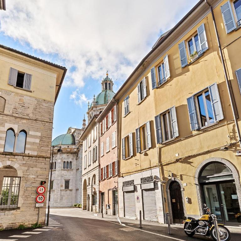 [Duomo Suite] Top Center Apartment Como Lake - One-Bedroom Apartment - 39