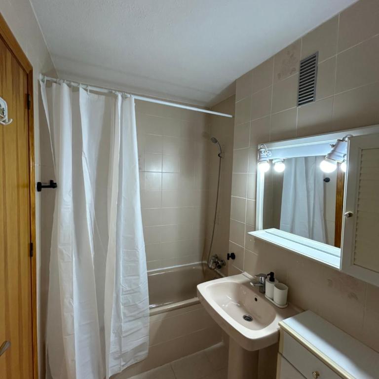 PISO PLAYA LOS LOCOS - Apartamento de 2 dormitorios - 7