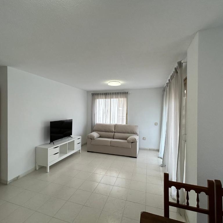 PISO PLAYA LOS LOCOS - Apartamento de 2 dormitorios - 9