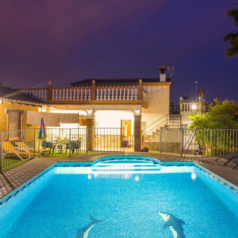 Cubo's Casa María los Javieles - Three-Bedroom House - 6