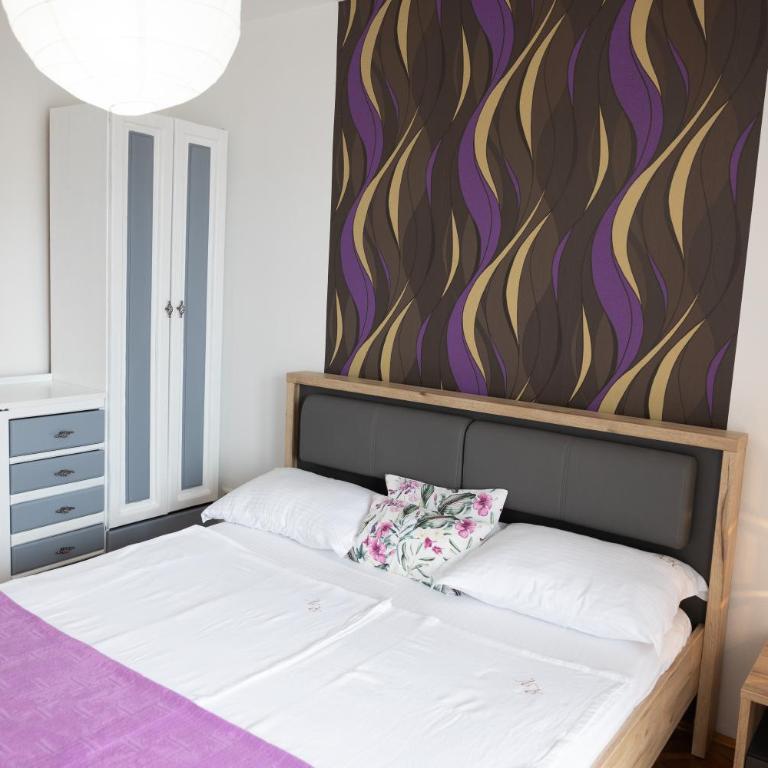 Apartmani Novkovic - One-Bedroom Apartment with View - 2