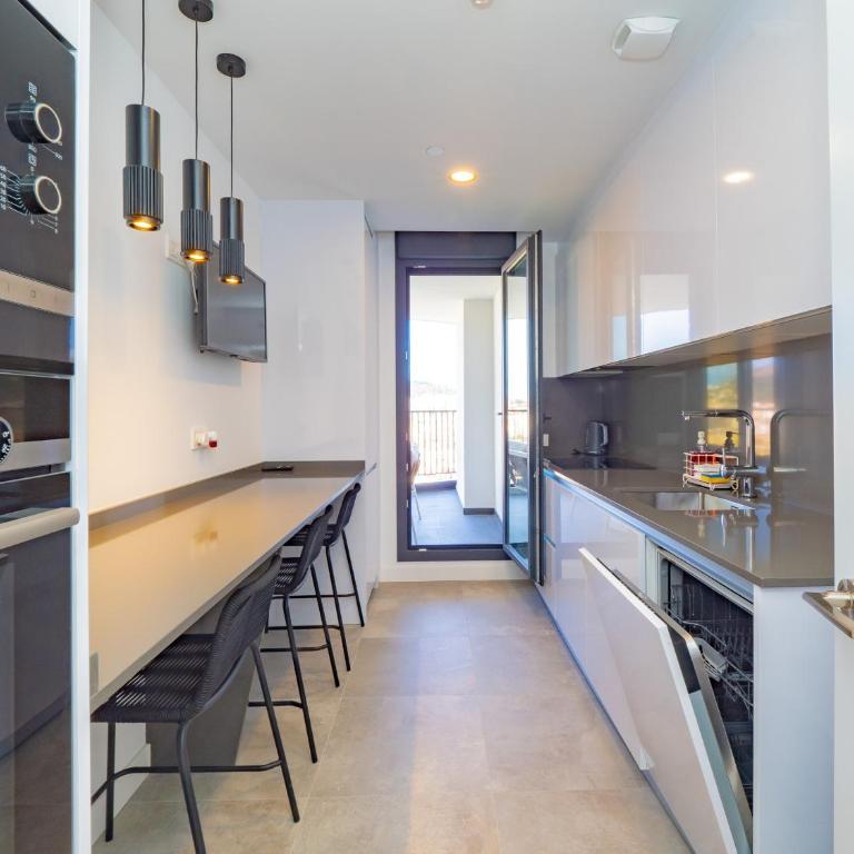Cubo's Luxury Urban Sky Apartment 12 - Apartment - 27