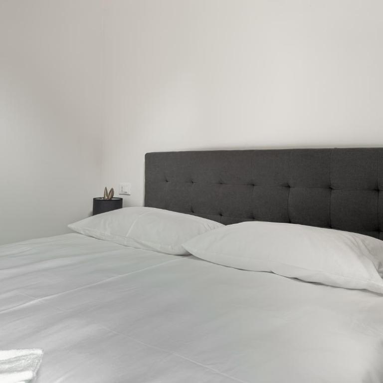 Realkasa Galliera Home & Suites - Camera Matrimoniale con Balcone - 1