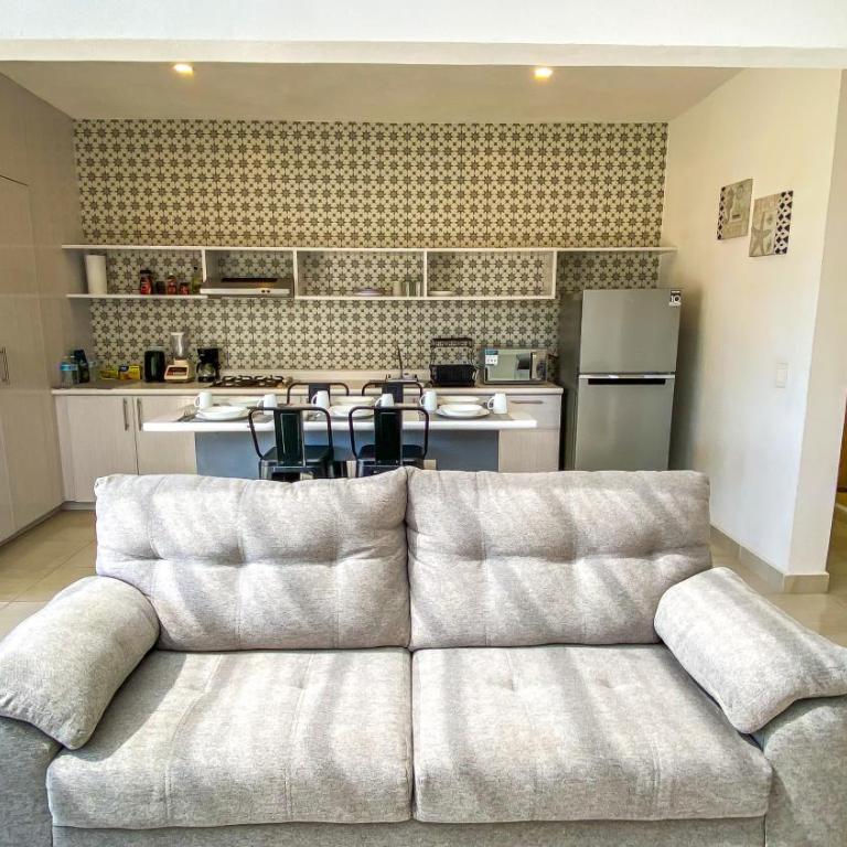 Alberca 3 recámaras 3 baños Aeropuerto cerca - Three-Bedroom House - 30