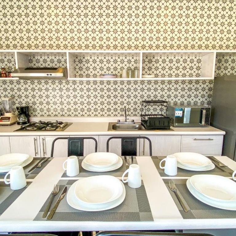 Alberca 3 recámaras 3 baños Aeropuerto cerca - Three-Bedroom House - 33